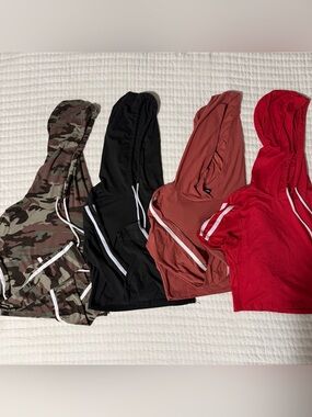 Fashion Nova Women Cropped hooded tops